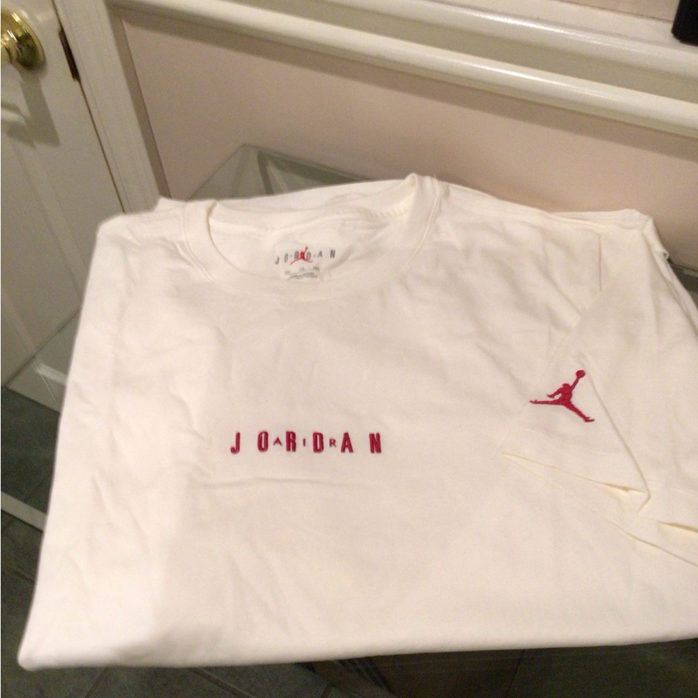NWOT Jordan White Cotton T-Shirt